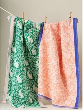Anthropologie NWT Chicken & Bunny Jacquard Dish Towel, Set of 2
